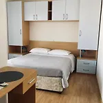 斯里威可公寓式酒店 公寓 赫瓦尔